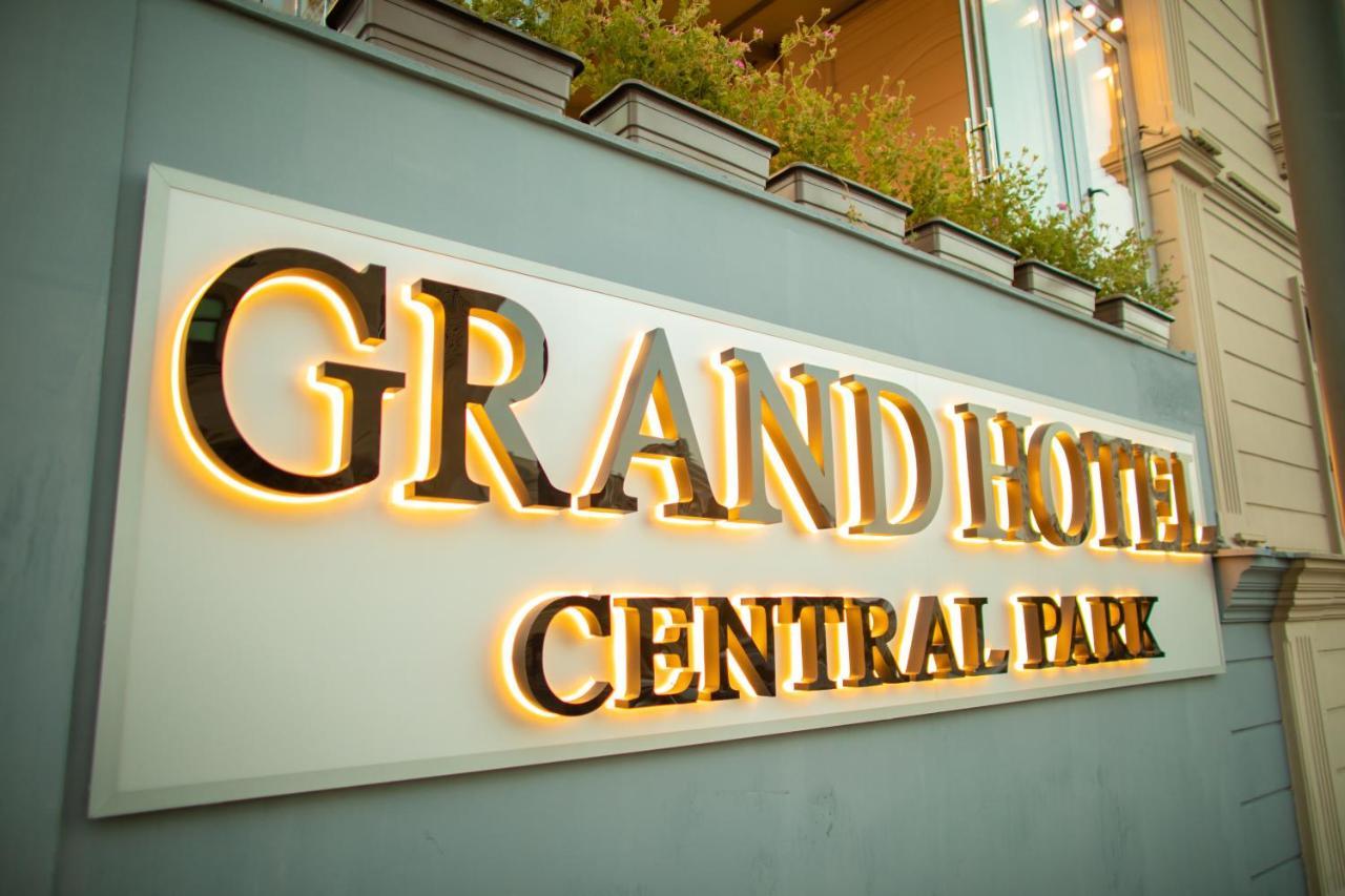 מלון Grand Park 3*